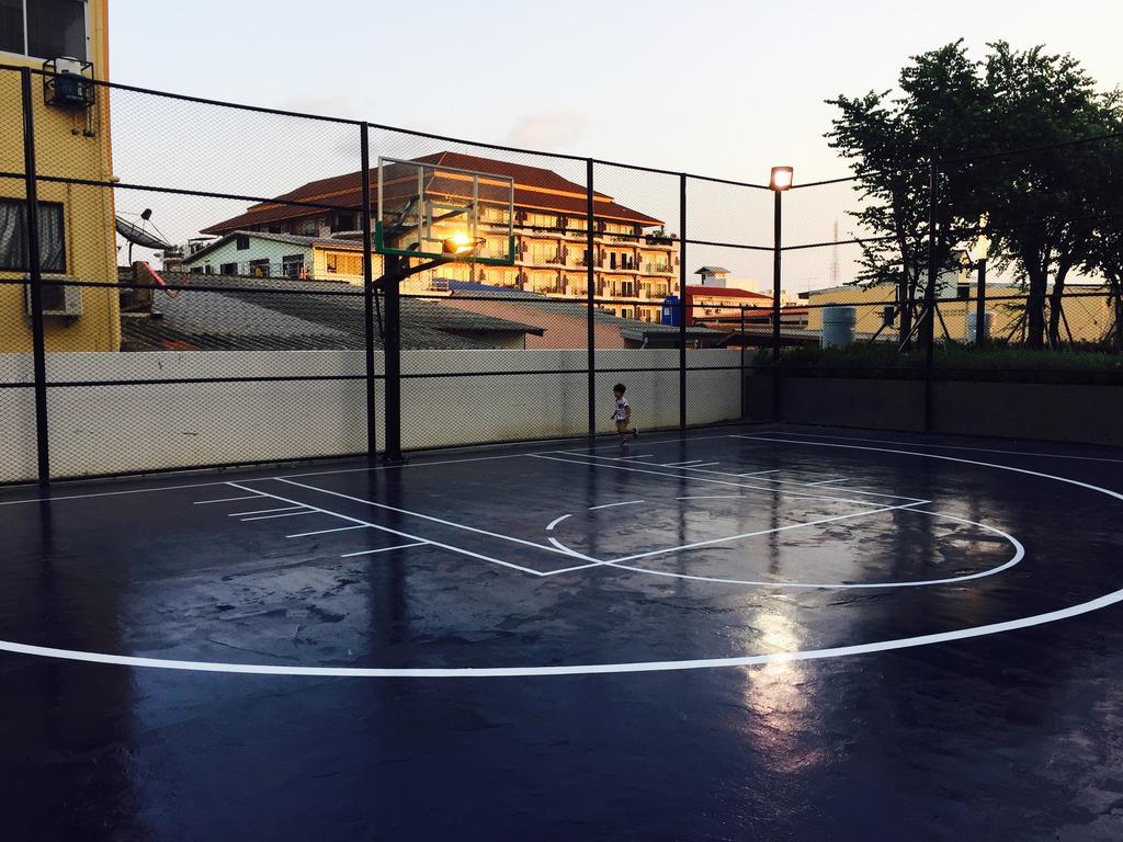 Base Central Pattaya By Alex מראה חיצוני תמונה