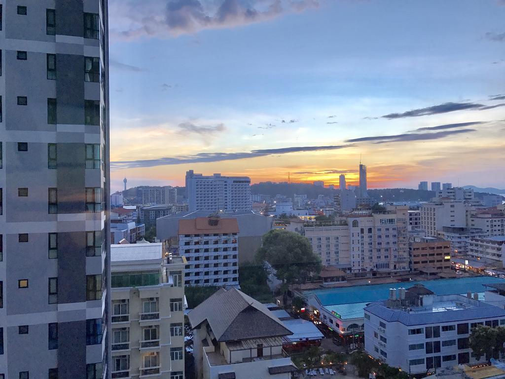 Base Central Pattaya By Alex מראה חיצוני תמונה